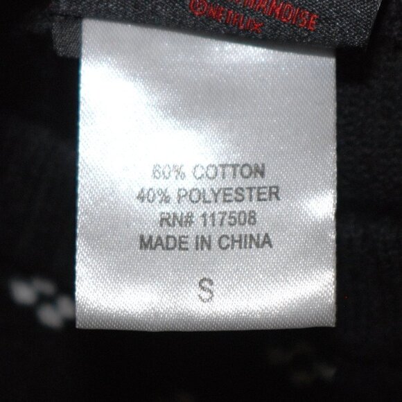 Stranger Things NWT Juniors Small Christmas Lights Sweater ABC Alphabet Light up - Picture 6 of 9